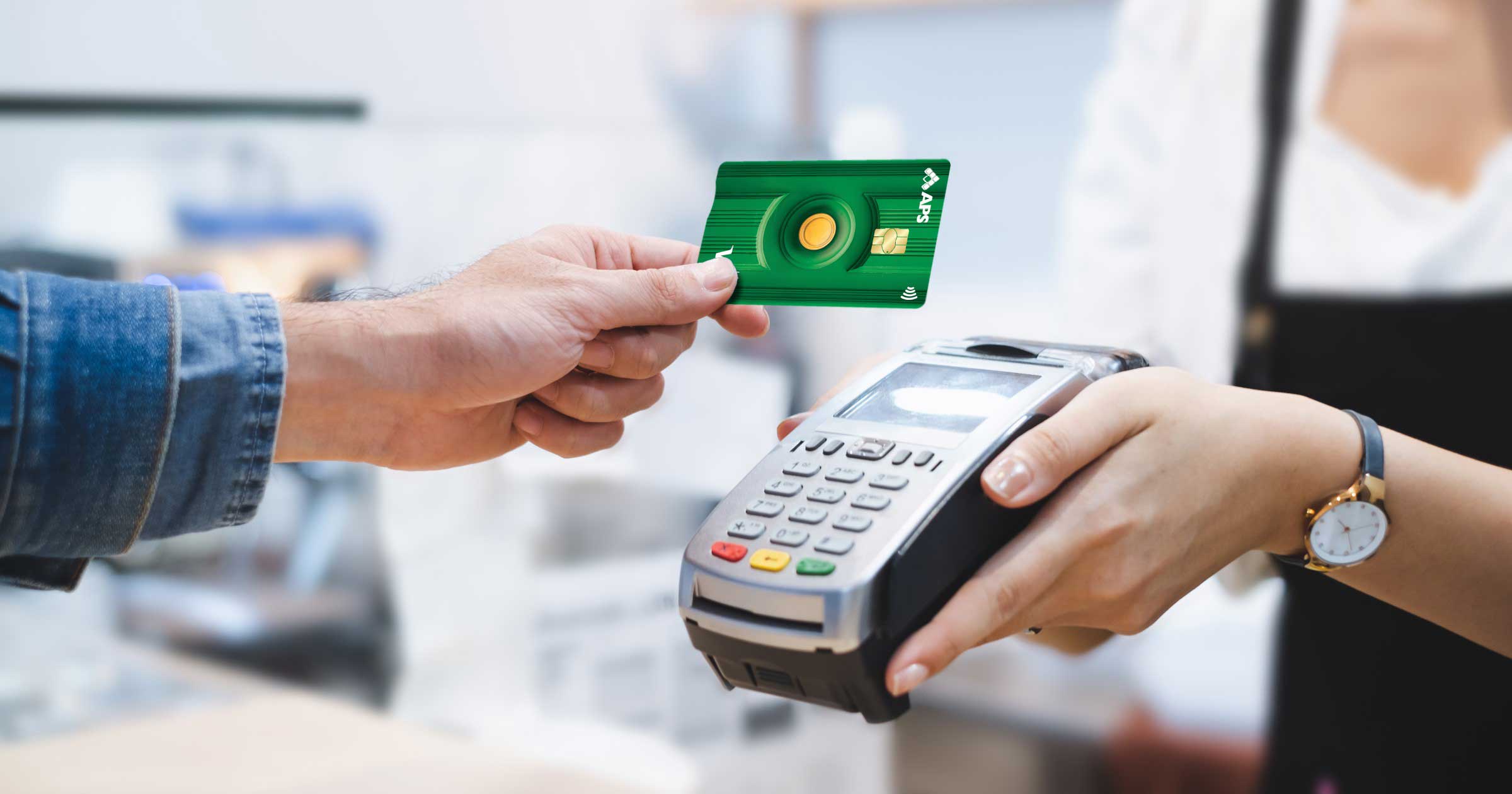 Debit Card vs Credit Card? The Right Choice for your Financial Goals
